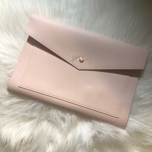 MEGAN PORTFOLIO CLUTCH (NWOT) (Causebox Exclusive)